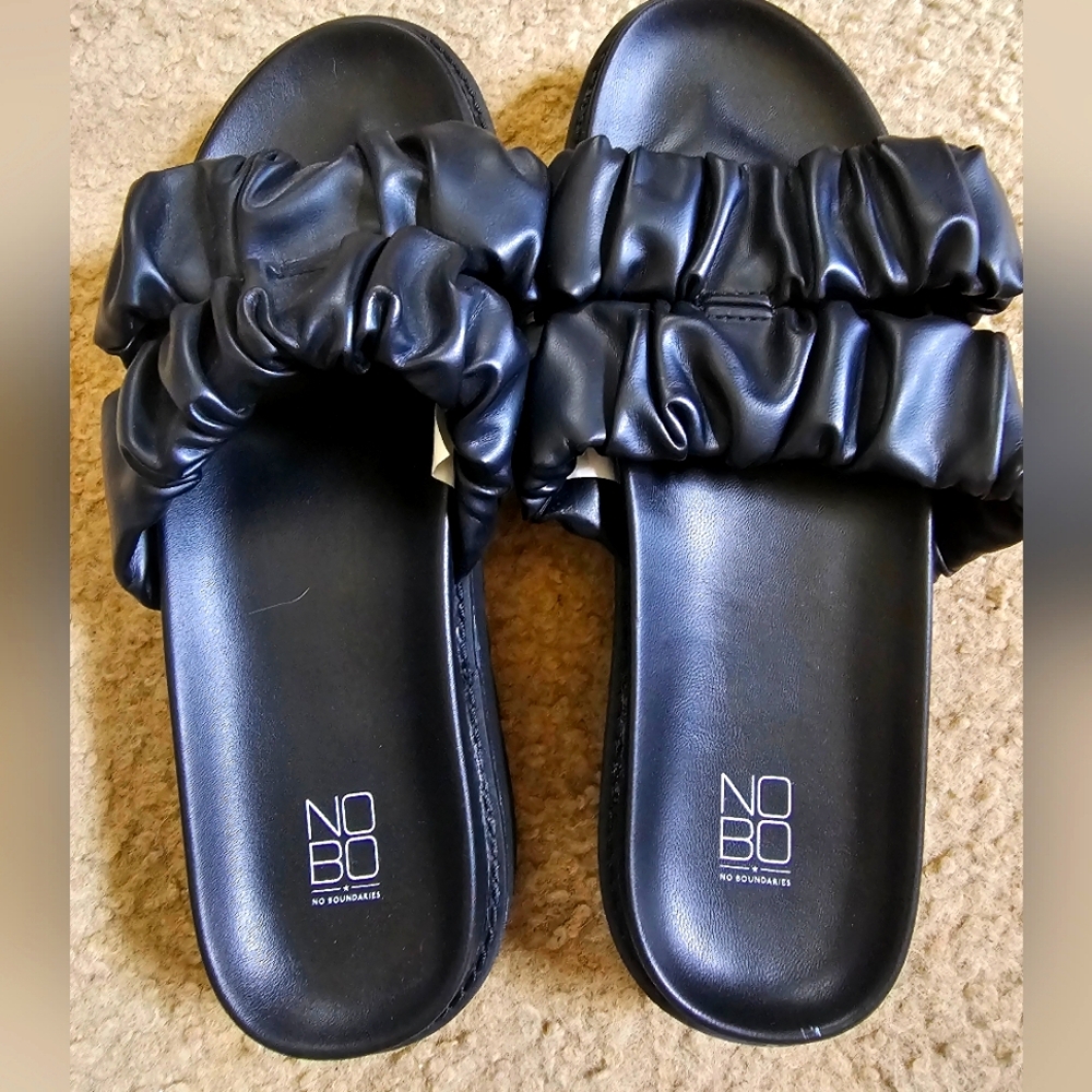 No boundaries Women's Platform Slides